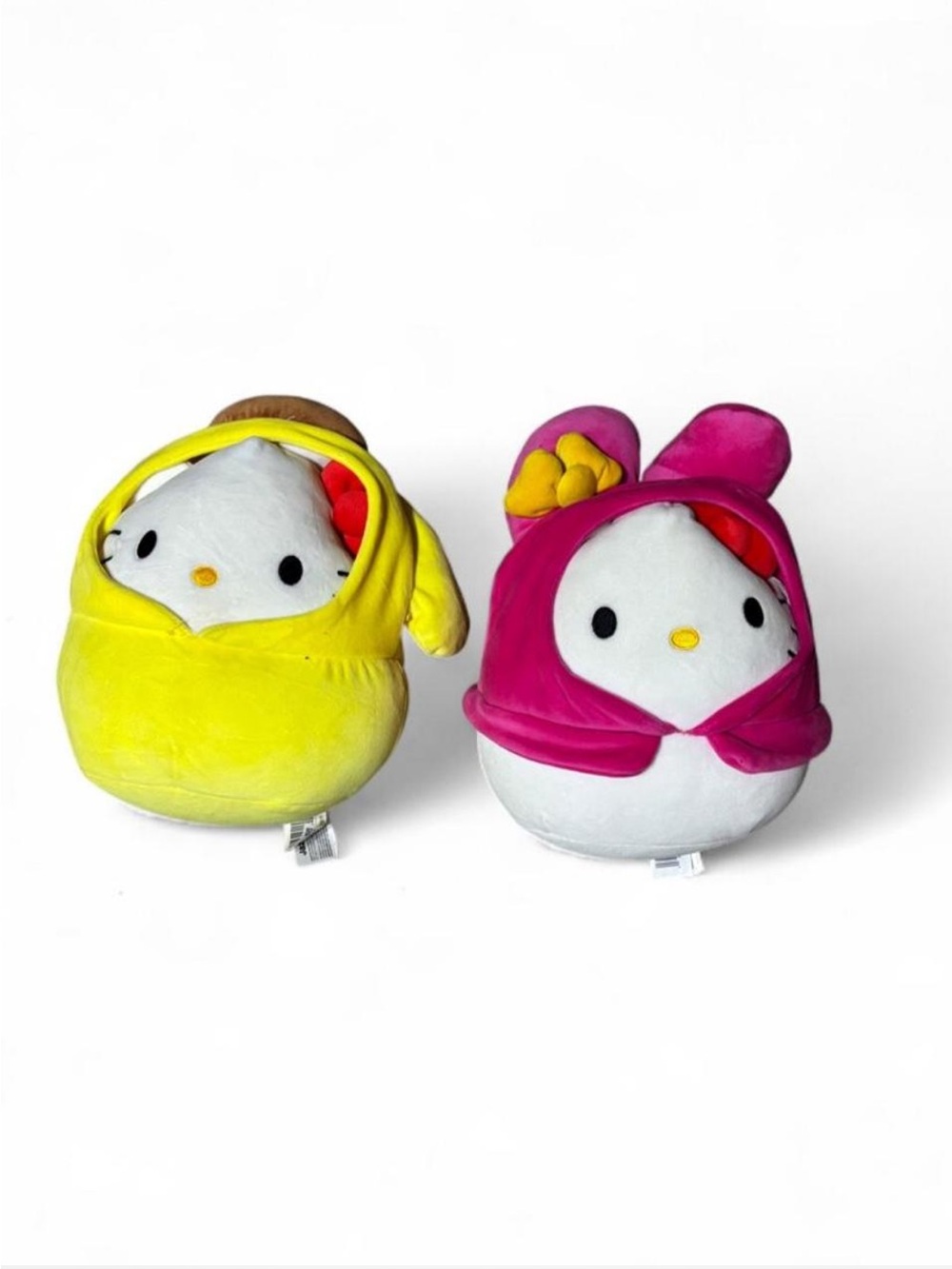 Hello Kitty and friends plush dolls in yellow and pink hooded outfits #kawaii #s